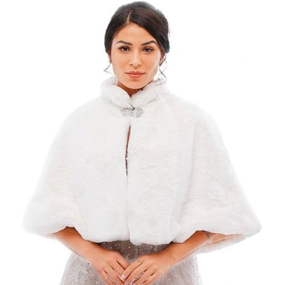 Faux Fur Bridal Cape Elegant White Shawl For Wedding, NWT - Picture 1 of 9